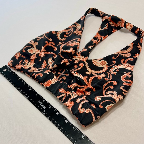 Beach Riot Paisley Twist Top Active Sport Women Wireless Size Small Crop Top - Picture 6 of 8